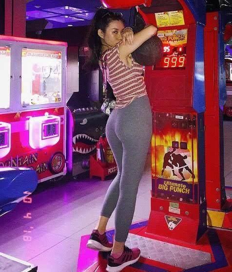 越南模特爱健身，塑造迷人臀围大长腿，事业蒸蒸日上！