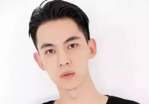  「两边铲」别让刘海儿遮挡你的酷帅，露额头型给你更有型男范！