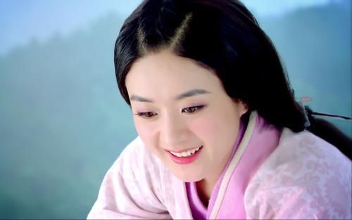 女生要怎么选口红？范冰冰赵丽颖都在用的色号，现在知道还不晚！