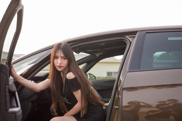 美女驾日必须来几张图