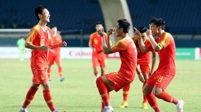 亚运会:国足U23三战全胜小组第一出线,鲁能小