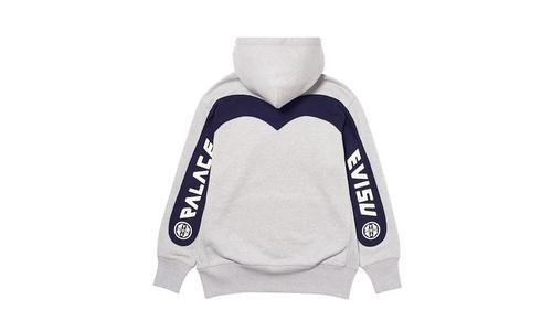 『PALACE』细节玩味丰富！PALACE x EVISU 联名系列正式发布
