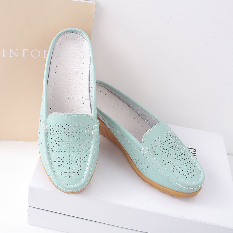 女人过了40岁就别老穿恨天高，当下更流行这样的，尤其是第4款