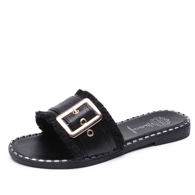 男人超喜欢女人这样穿凉鞋，小巧玲珑的设计，展现时尚个性的你