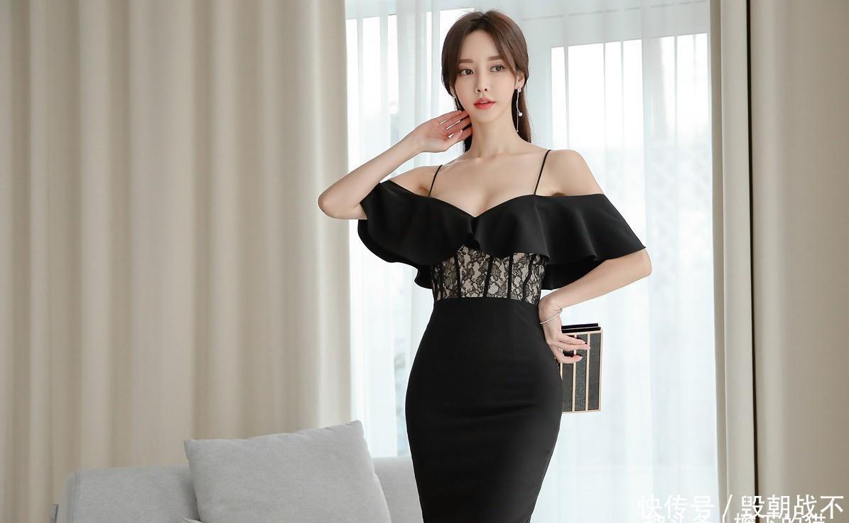 「鉴赏」孙允珠-夜黑幽荷素花纹锦吊肩礼裙鉴赏