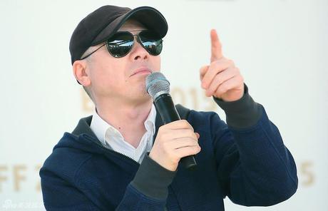 逆转！冯小刚微博反击，透漏实质性信息，网友：我们到底要相信谁