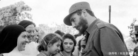 美国鼓励古巴人偷渡,卡斯特罗大怒,清空了监狱