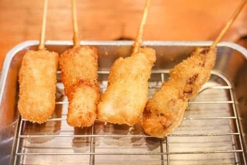  『横岗』日本人也爱吃串，它是大阪炸串界的第一名，地道美食一网打尽