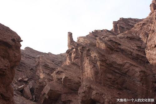 新疆旅游发现: 南疆柯坪县发现一条神秘大峡谷, 看看究竟有多美呢