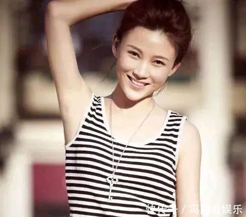 三姐妹中:“蓝狐”三姐妹,3人境遇截然不同,1人隐退1人坚持1人已不在