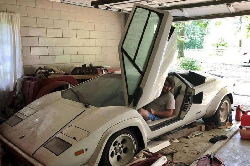 为啥老外车坏自己修，国内车主去修车店？老司机：天然优势比不了