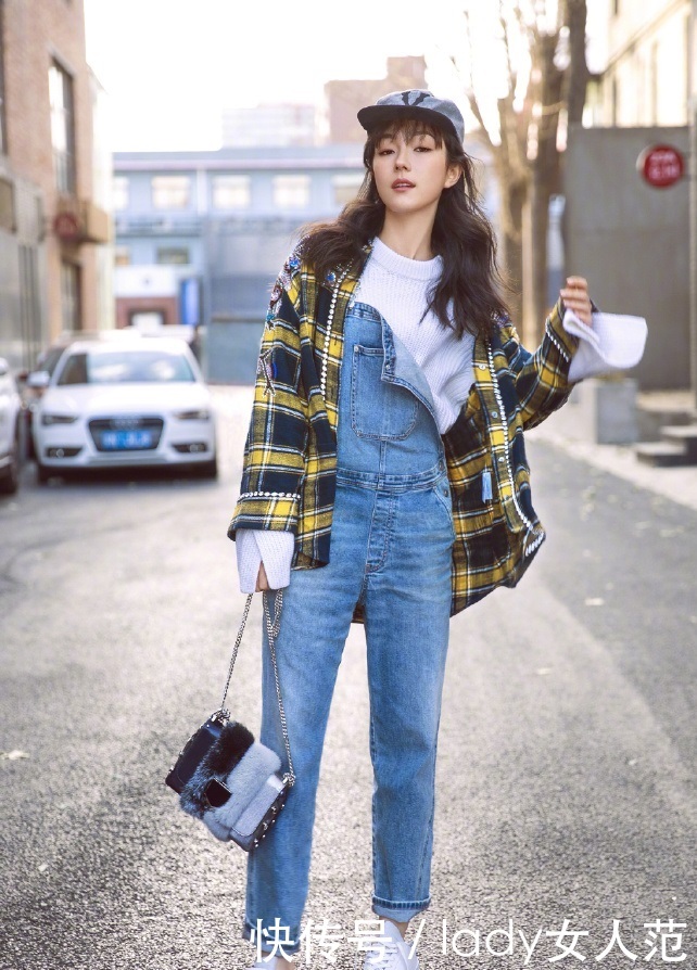 同是混血,一个冷艳帅气一个却像高级网红,杨颖