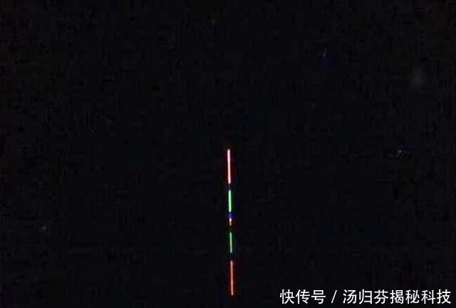  「清明节」清明节夜钓小河沟，捡到1根鱼竿，用它垂钓鱼咬钩，不用不咬钩