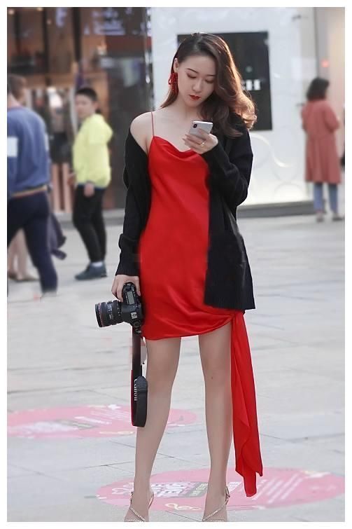 街拍:图1身姿摇曳，图3清新高雅，图8窈窕淑女