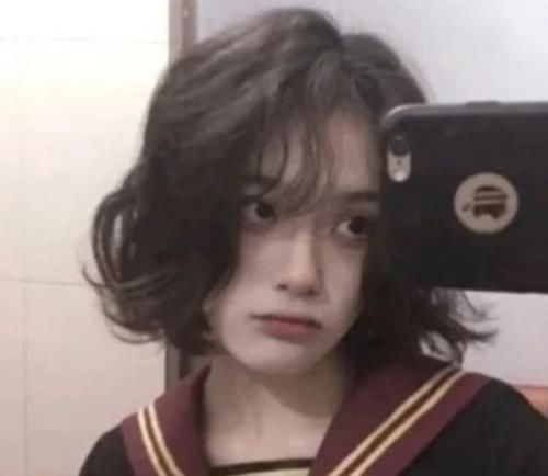  「剪掉」女生脸上有这4个特征，就剪掉你的长发吧！短发才能助你“逆袭”