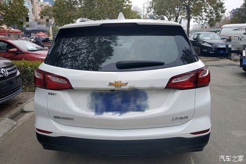  [内饰]有全景天窗？探界者车主追求内饰选它不后悔