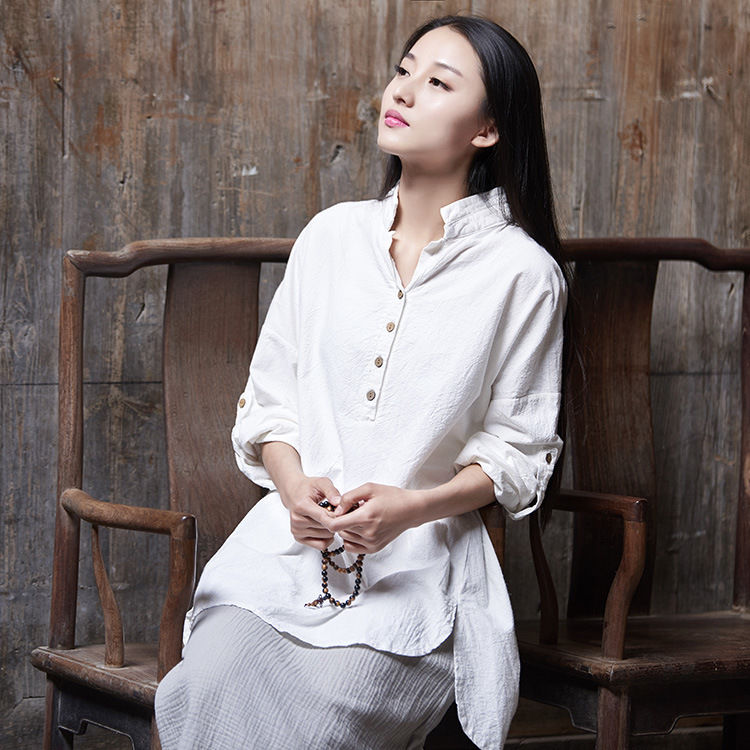 太美了!这款小衫配小脚裤，时尚还舒适，特适合35-56岁女人