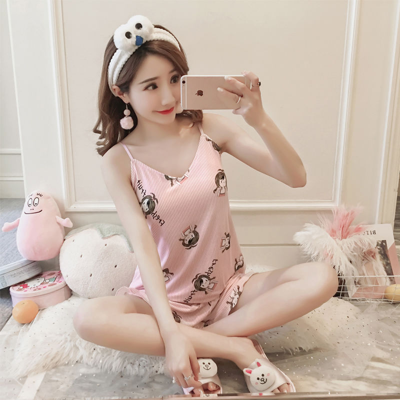 女人在家别戴文胸，闷热又难受，看下面女人怎么穿，方便又舒服