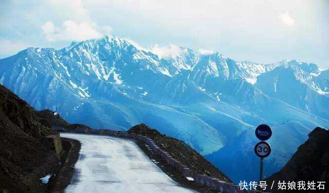 独库公路，媲美318川藏线！去一次震撼一次
