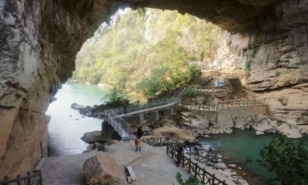 广西内藏奇观，有两座“天生的桥”，曾被《西游记》选中！