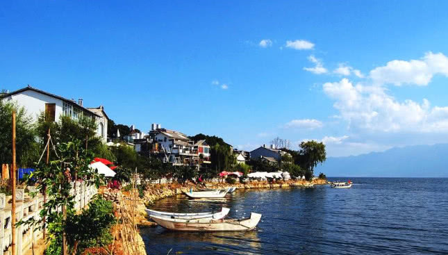 洱海1800多家客栈被拆，拆除现场触目惊心，网友：拆的好