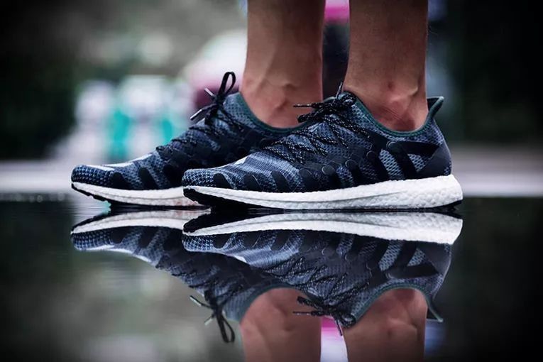 adidas 开了个游戏派对!你也能参加!做任务就能得礼品!