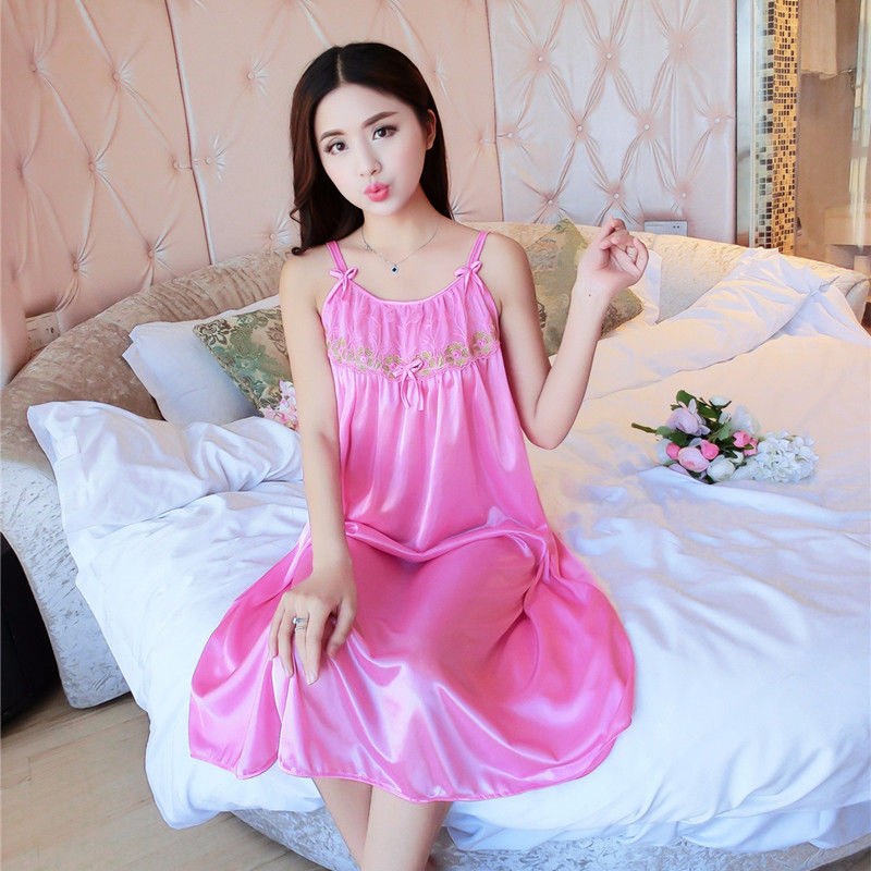 喜欢待在家里，一套舒适的居家服必不可少，老公也是夸我好看