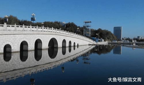 中国军人的奇迹之城：人进沙退，荒漠变绿洲，美国科学家也来学习