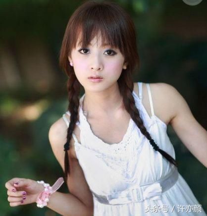 身上有这4个特征的女生，说明是让异性心动的精致女生