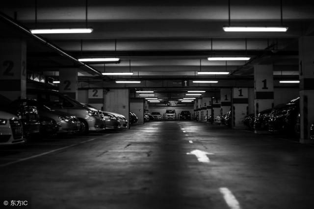 传言水库闹鬼，我不信邪，调查第二天有人溺死，他的妻子却在撒谎