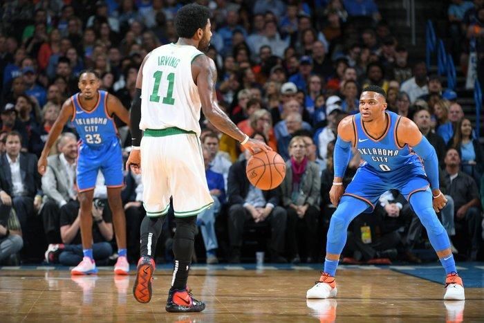 欧文亲着Day Of The Dead别注Nike Kyrie 4