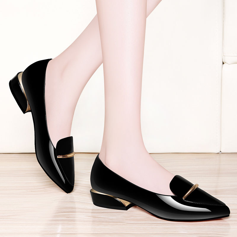 讲真，聚会你只要穿上“闪闪鞋”，你就是全场的瞩目女神