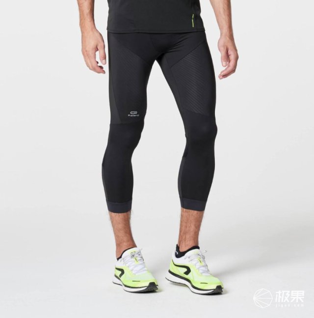 迪卡侬运动紧身裤:网格面料透气速干，活性织物压缩支撑