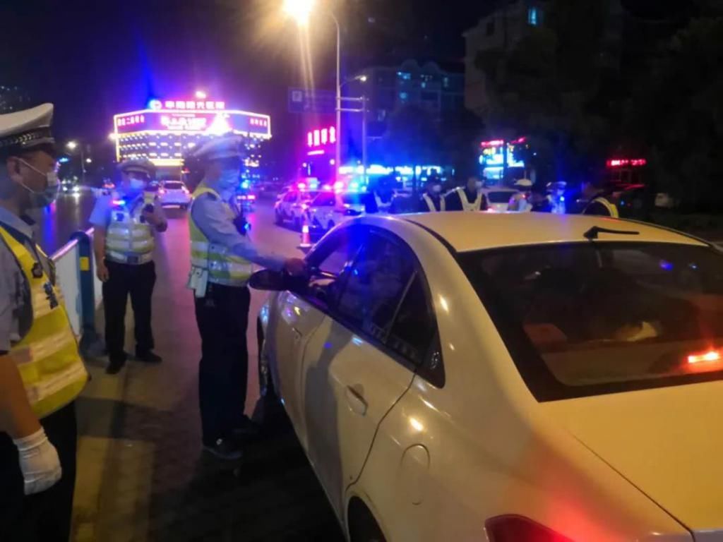 阜阳市交警二|外地警方现身阜阳街头!全城查缉!