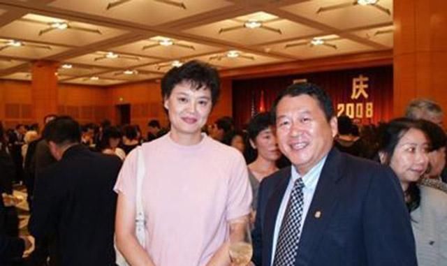  感谢：女排功勋球员周晓兰：如今定居国外，膝下育有2女，感谢祖国栽培