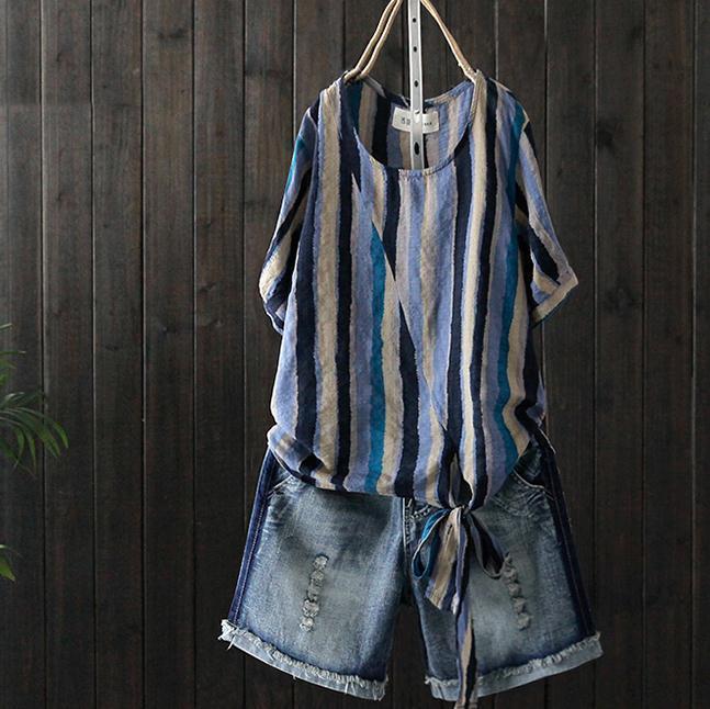 连衣裙已经烂大街，娃娃衫+短裤火的一塌糊涂，连背影都美翻了