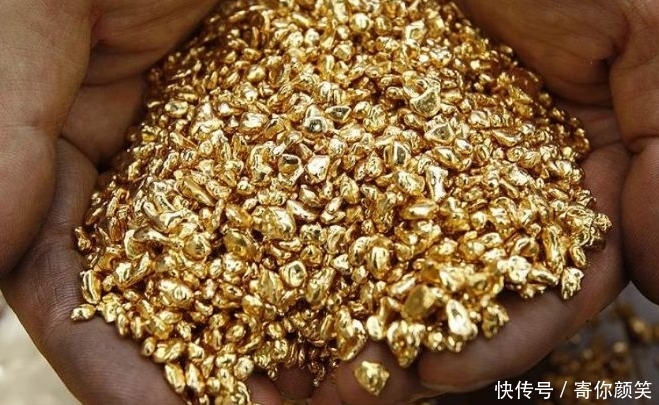 非洲金链子堪称“白菜价”，为何中国游客不理睬？中国大妈：不值