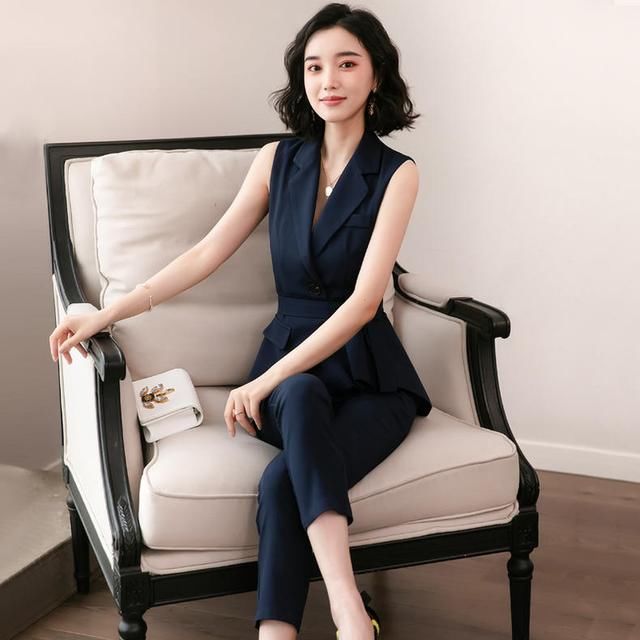 40岁小个女性穿这些连衣裙，显高有气场，气质立现