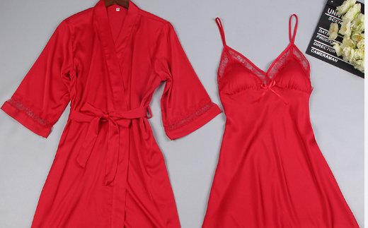 洗完澡就要穿内内?你太傻了，看看上海女人怎么穿，舒适又迷人