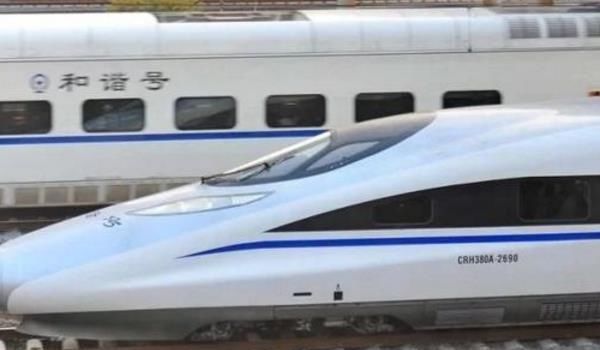  座位|为啥火车座位面对面，而高铁都是一个方向？看完长见识了