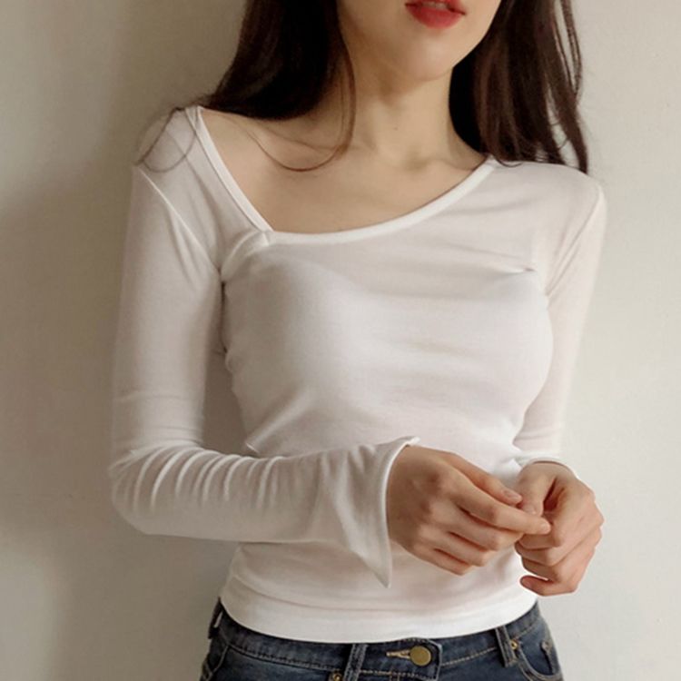 浑身上下都是“性感元素”的紧身上衣，穿上真的回头率十足