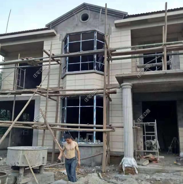 为啥南方盖房多是2、3层洋楼，北方农村却基本上都是平层大院