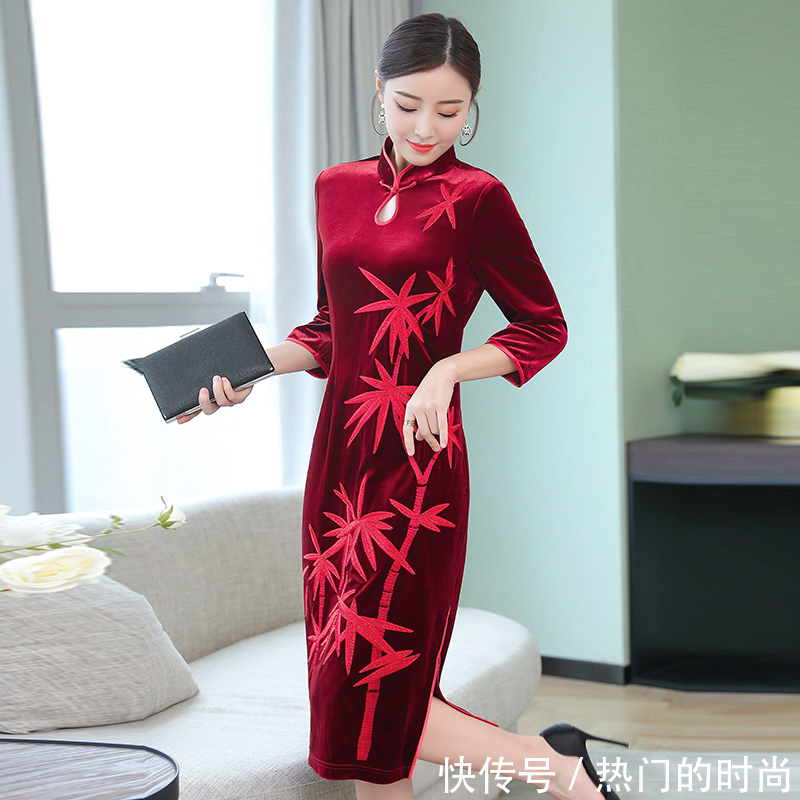 中秋节回老家，给52岁妈妈买这几款女装，穿上端庄典雅显年轻