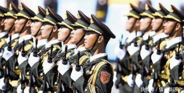 军衔肩章上的“梅花”和“五角星”有何区别别再傻傻不知道！