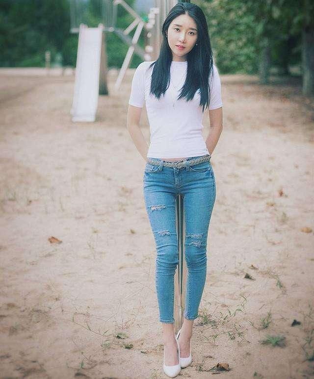 女生穿搭牛仔裤, 紧是一种态度!