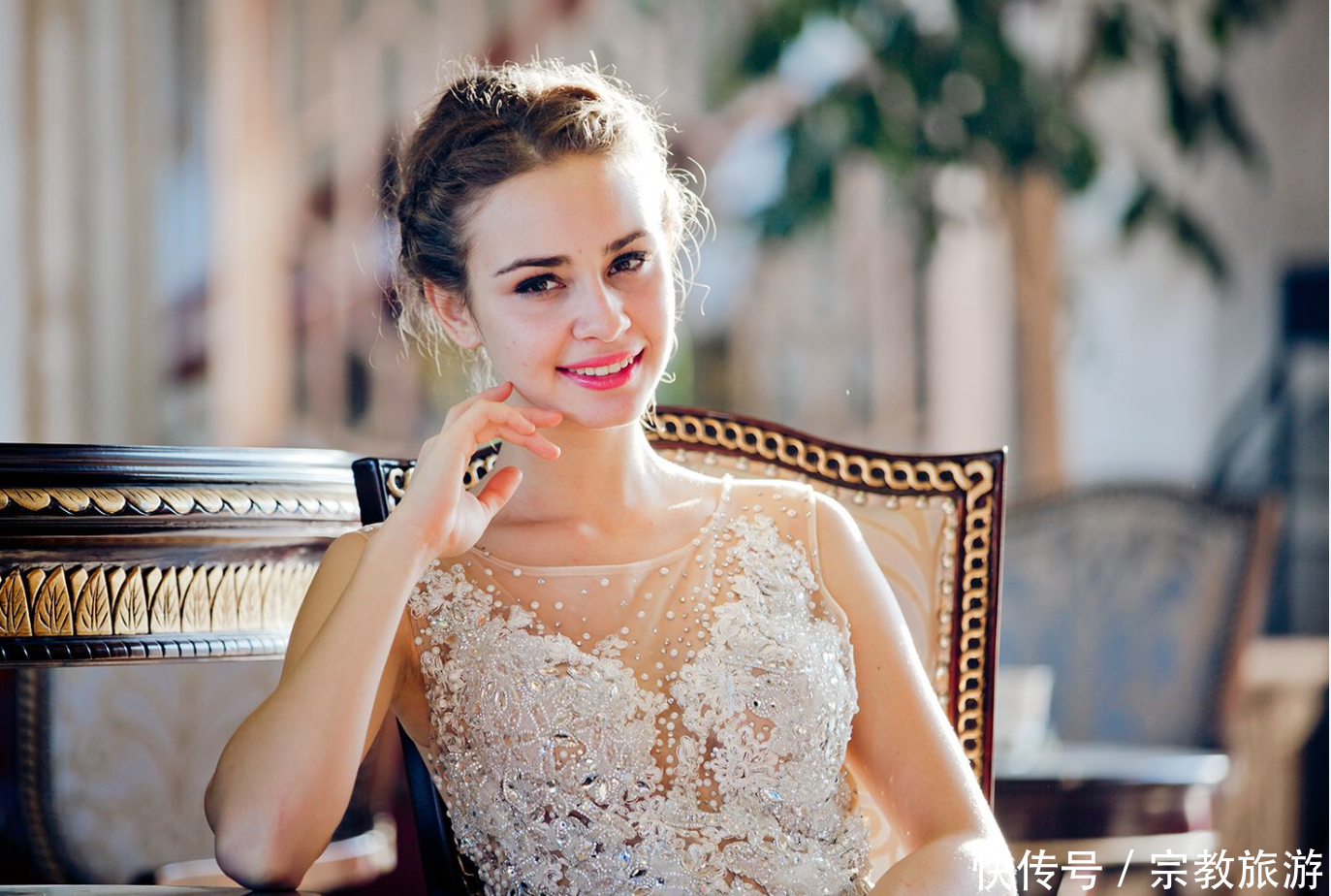 乌克兰美女体态婀娜，身材高挑、前凸后翘，成为一道亮丽风景！