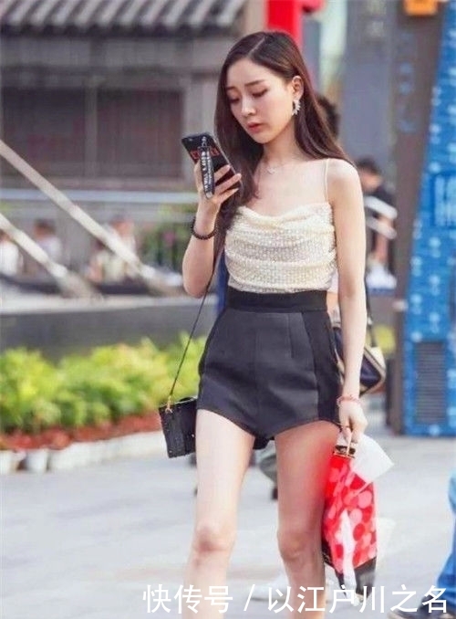  「气质」街拍：温文儒雅的小姐姐，仙女般的气质，让人心动的感觉