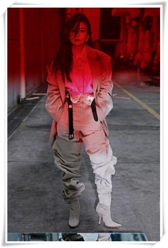 当赵薇和林心如同登杂志封面——网友：这气质差距完全不在一个调