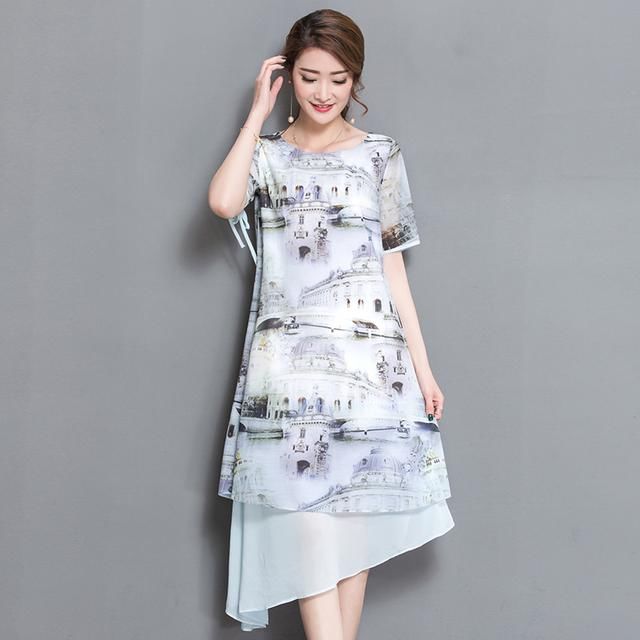 生动花枝的时尚的连衣裙,给你想要的自信,充满了时尚的品位