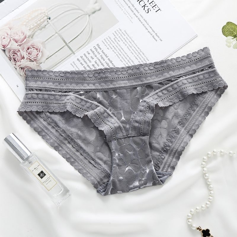 一条会“呼吸”的三角裤，无痕舒适更健康，做个爱自己的女人
